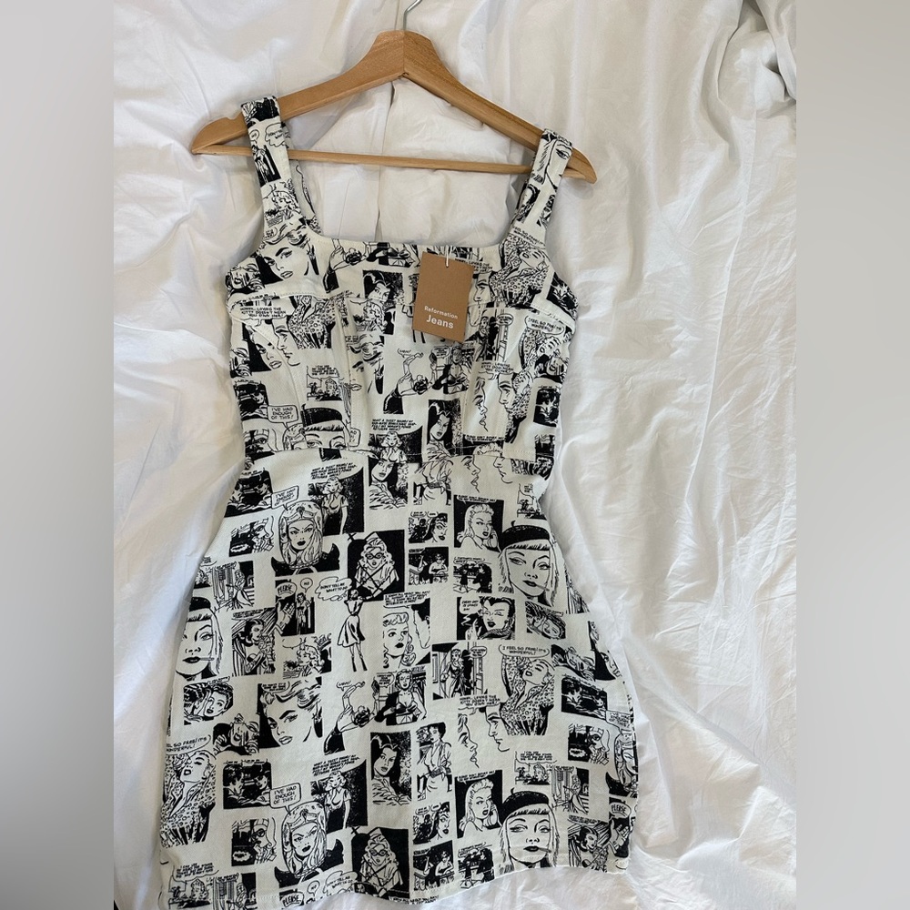 Reformation 📰 Newsprint Mini Dress